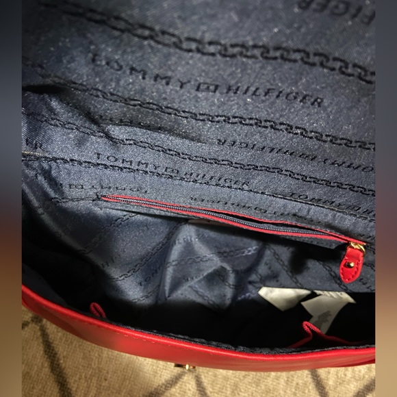 Tommy Hilfiger Saddle Bag - Picture 8 of 10